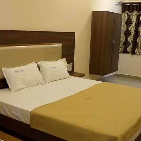 Hotel Meyyappaa Karaikudi Zewnętrze zdjęcie